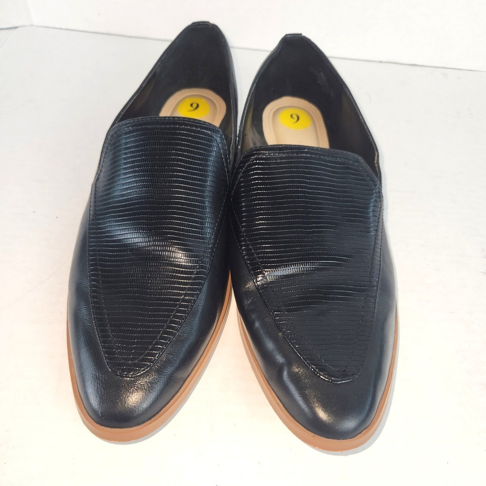 Vince Camuto Black Leather Lizard Embossed Pointed Toe Loafers Flats 9M 40